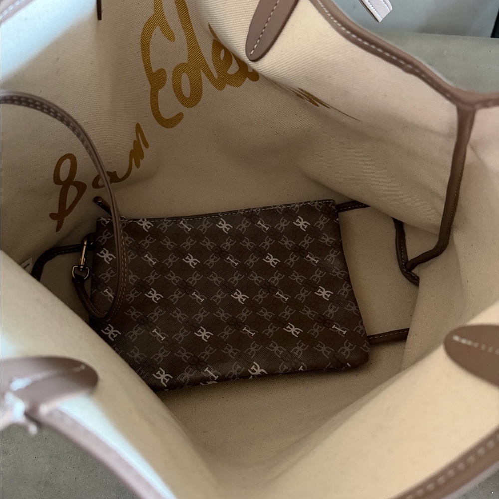 Elegant Brown Tote Bag with Pouch - Picture 3 of 5